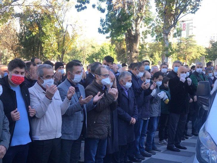 Melikgazi Belediyesi eski başkanı Dr. Sami İpek son yolculuğuna uğurlandı G1