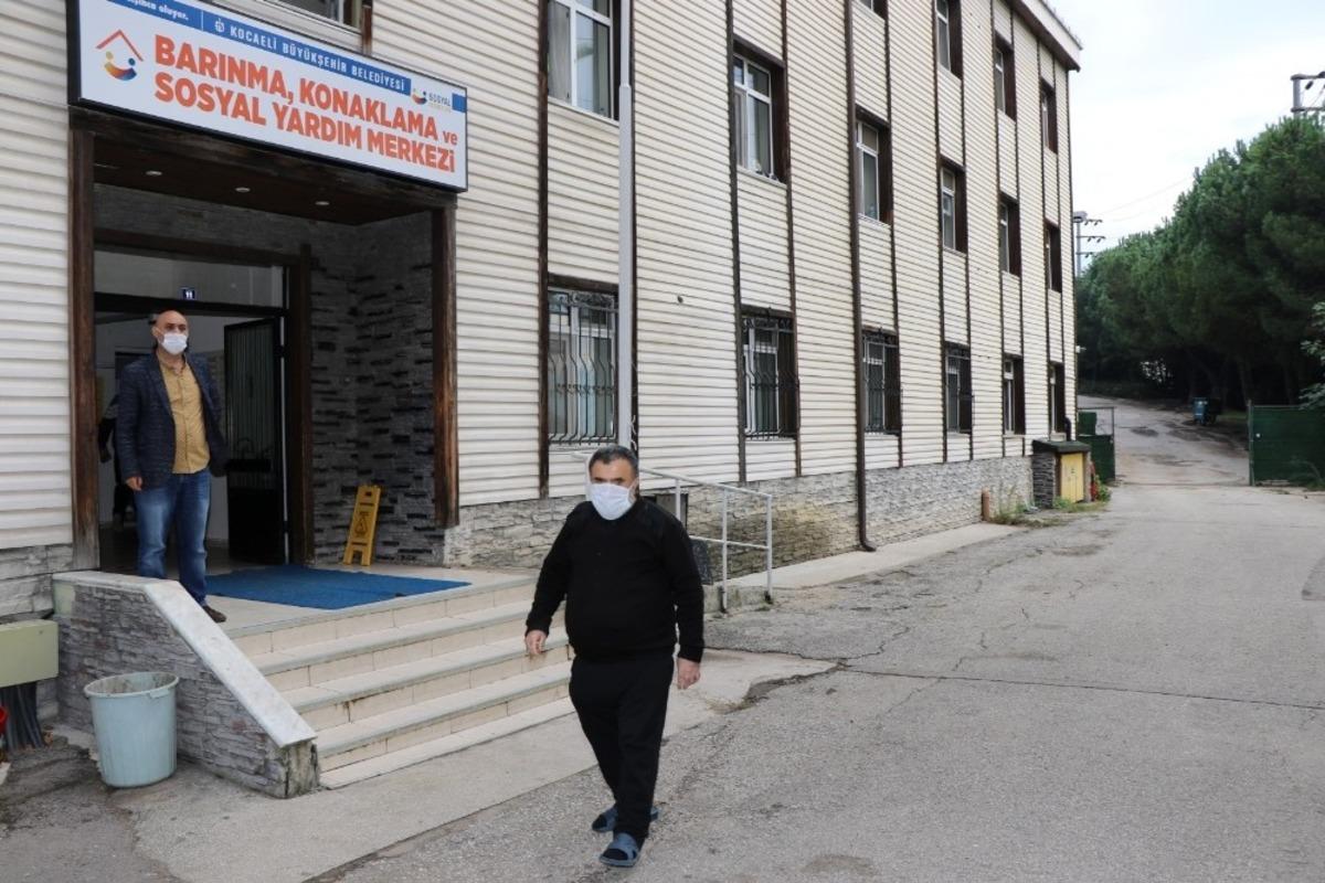 Hastane korkusunu refakat&ccedil;i desteği ile yendi