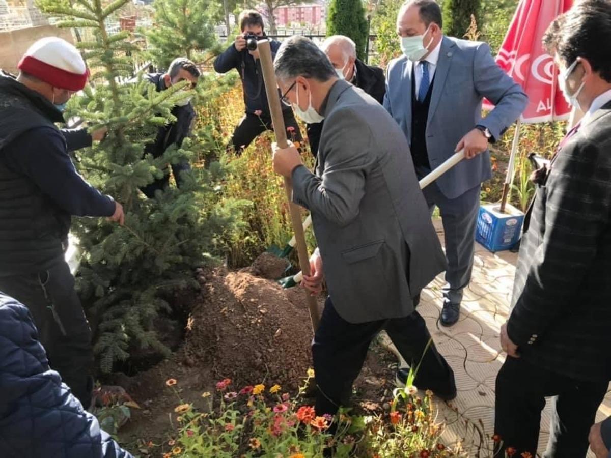 MHP&rsquo;den İspir &ccedil;ıkarması