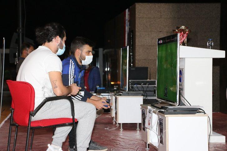 Büyükşehir’in e-spor turnuvası sona erdi G1