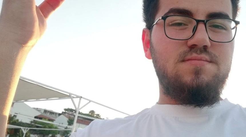 Saatler &ouml;nce aldığı motosikletle ge&ccedil;irdiği kazada hayatını kaybetti