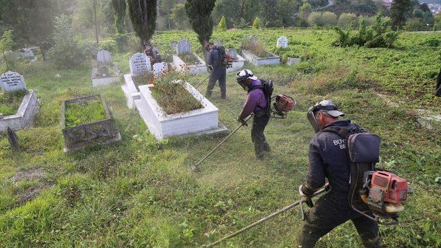 Ordu’da mezarlıklarda sonbahar temizliği