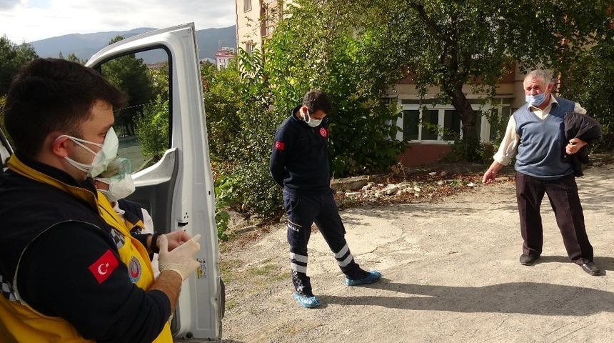 'Bu kadar da olmaz' dedirtti! Karantinasının ikinci gününde süt satmaya çıktı