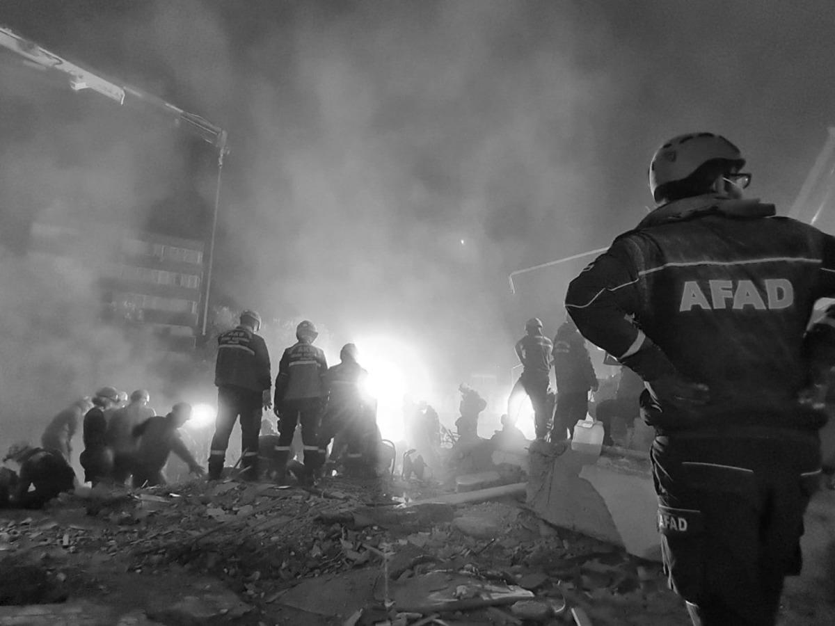 İzmir&rsquo;e giden AFAD ekibi &Ccedil;orum&rsquo;a d&ouml;nd&uuml;