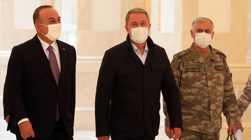 Azerbaycan Cumhurbaşkanı Aliyev, Çavuşoğlu ve Akar'la bir araya geldi