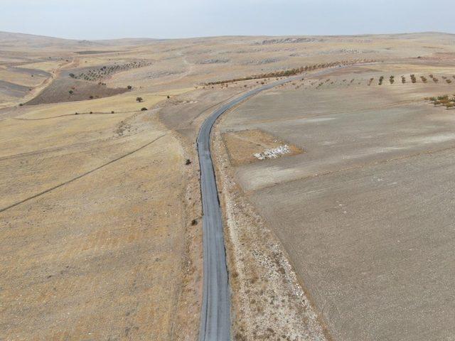 Yazıhan’da yol sorunları çözülüyor