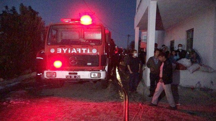 Müstakil evin deposunda çıkan yangın paniğe neden oldu G2