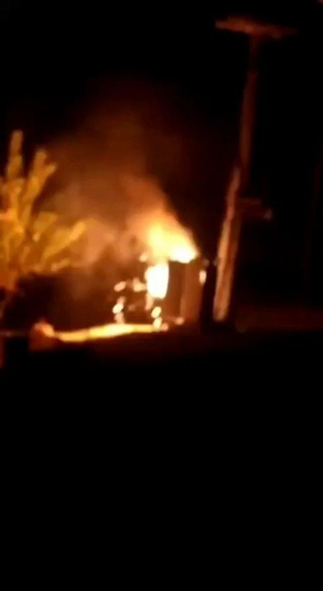 Siirt&rsquo;te elektrik trafosu bomba gibi patladı 1