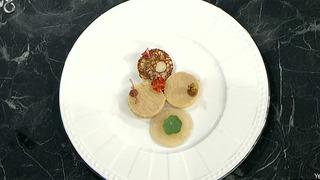 Kaz ciğeri terrine nasıl yapılır? Kaz ciğeri terrine malzemeleri neler? MasterChef kaz ciğeri terrine tarifi nedir? İşte Mehmet Yalçınkaya özel tarifiyle kaz ciğeri terrine yapılışı