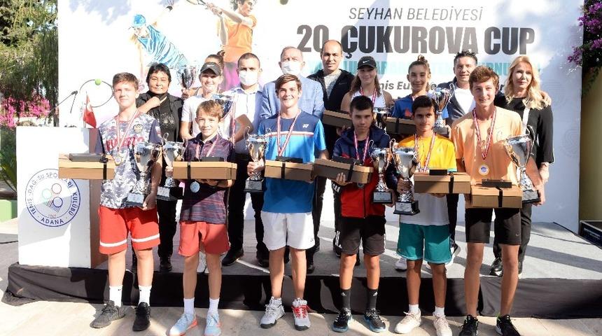 T&uuml;rk tenis&ccedil;iler &ccedil;iftlerde şampiyon