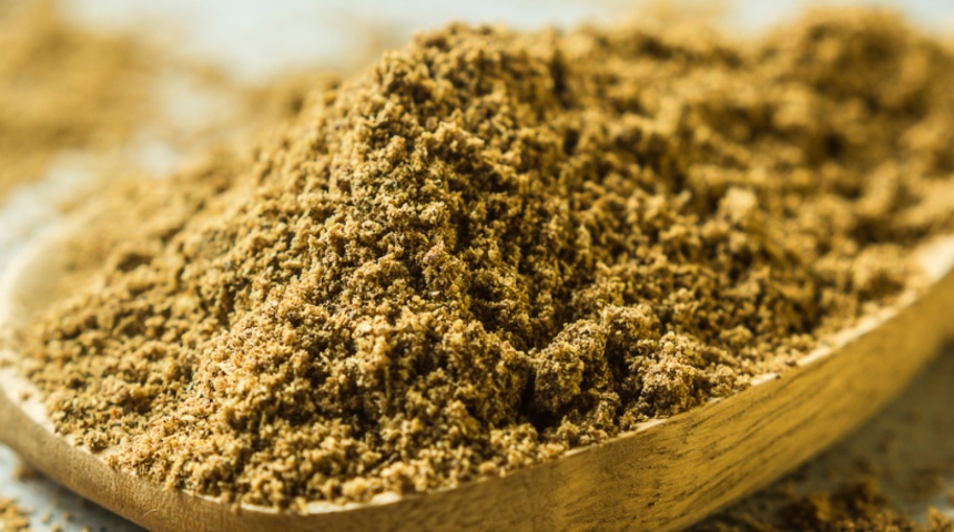 Resmen zehirleniyoruz! Karabibere buğday, tarçına...