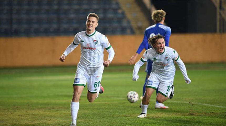 Bursaspor zirveden uzaklaştı