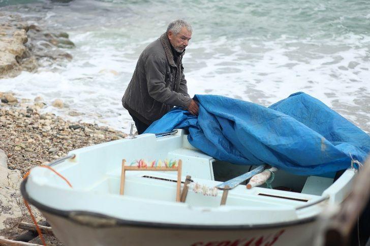 Ayşecik filmiyle hafızalara kazındı... Yeşilçam’ın yakışıklı jönü Sertan Acar kendini doğaya verdi G2