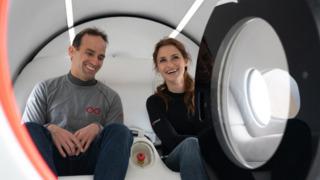 Virgin Hyperloop, ilk kez yolculu yüksek hızlı test sürüşü yaptı