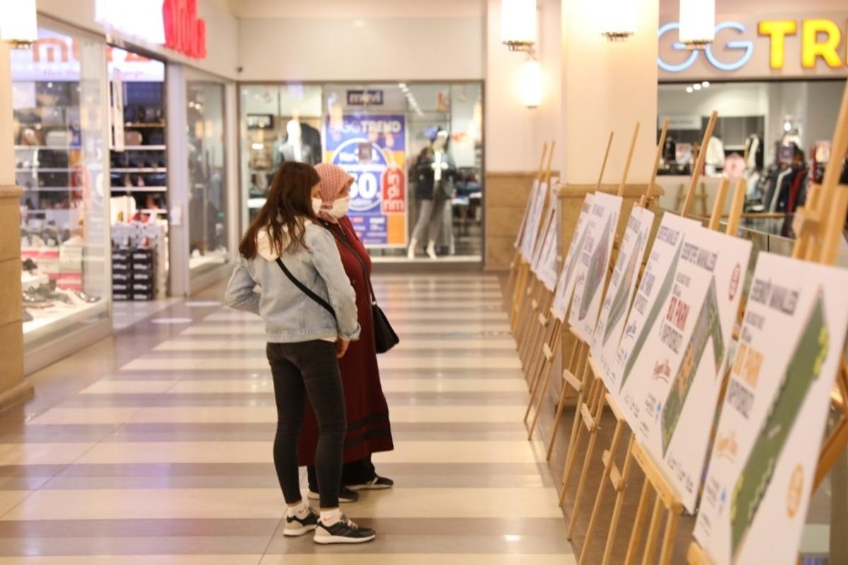 Mahallelerine 80 g&uuml;nde yapılacak parkın projesini g&ouml;r&uuml;p beğendiler, tam not verdiler