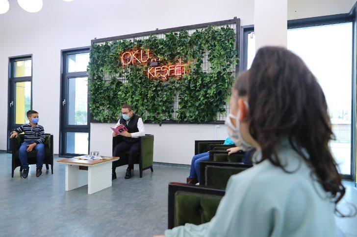 Başkan Kartoğlu çocuklara kitap okudu G4