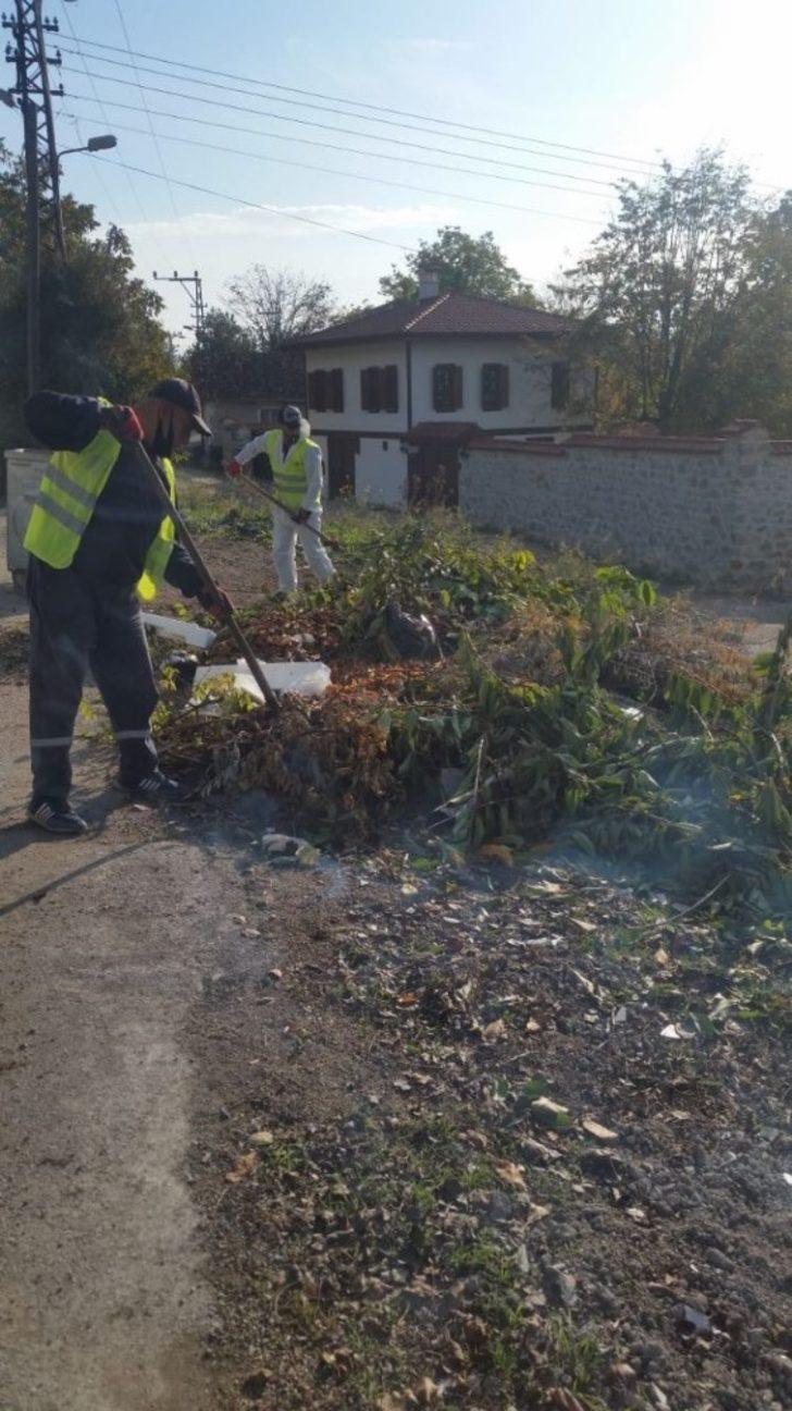 Safranbolu Belediyesi kenti düzenli olarak temizliyor G3