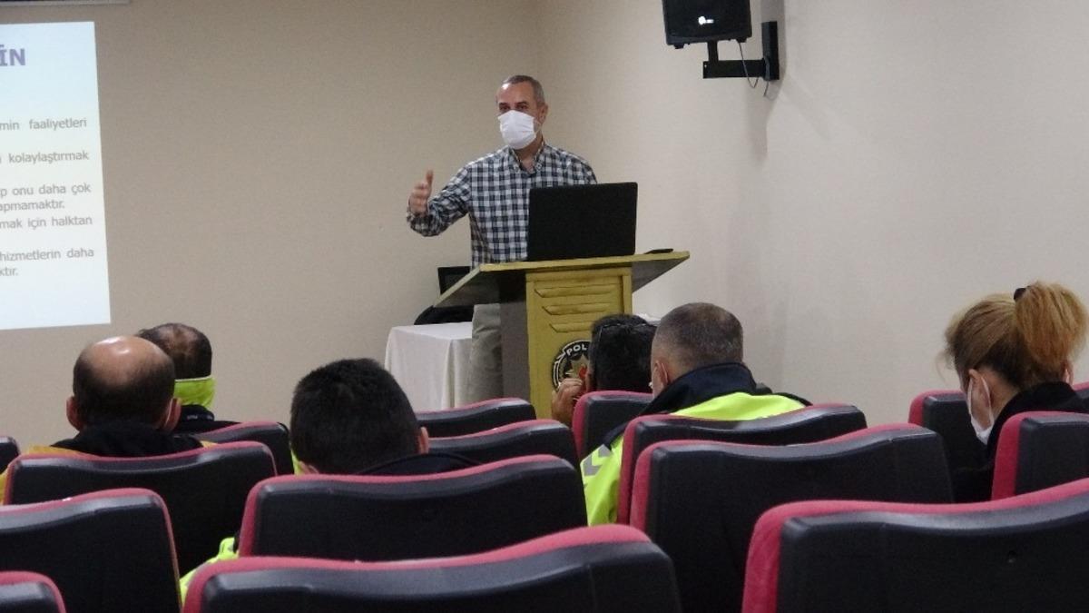 Van polisine &ldquo;Stresle Başa &Ccedil;ıkma Y&ouml;ntemleri&rdquo; eğitimi