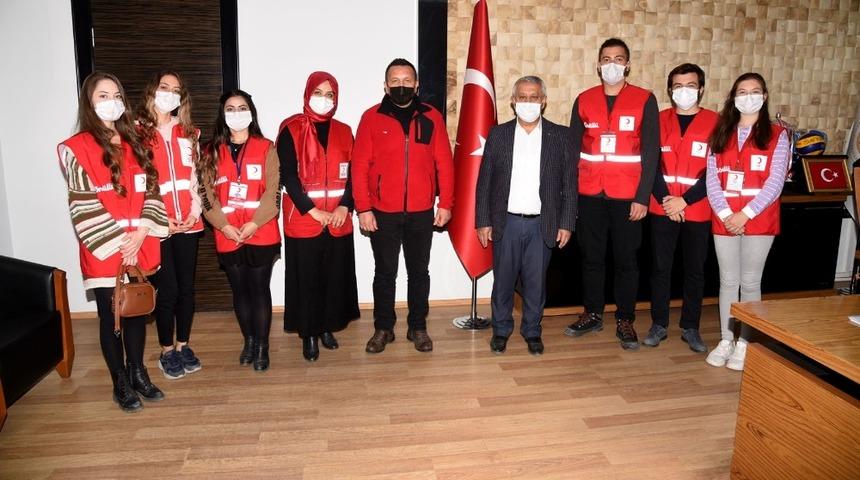 Afyonkarahisar&rsquo;dan, İzmir afet b&ouml;lgesine giden ekip &ccedil;alışmalarını tamamladı