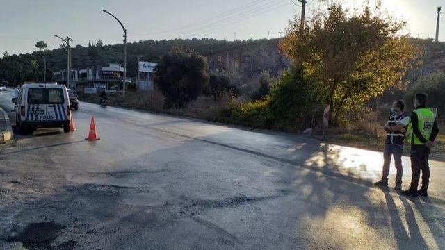 Kuşadası’nda kaçak tur ve koronavirüs denetimi