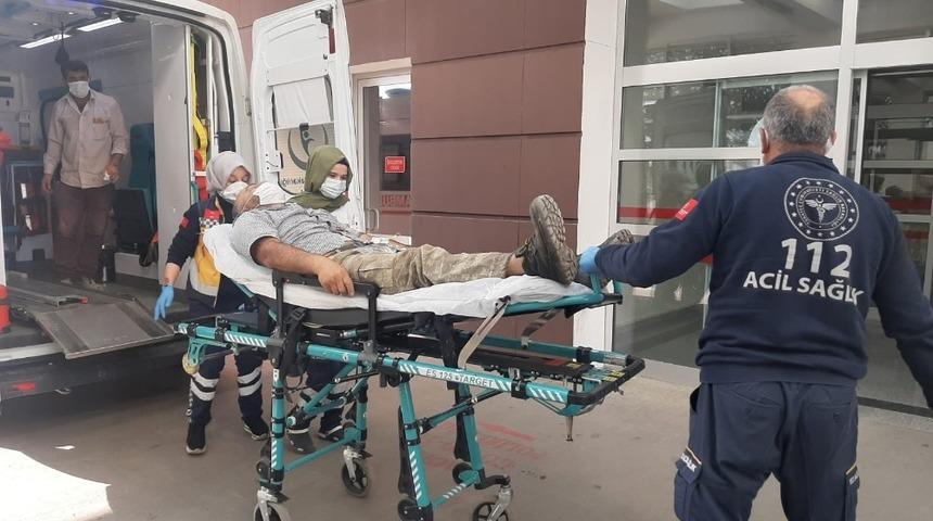 Adıyaman&rsquo;da "İneğe neden ge&ccedil; yem verdin" kavgası: 3 yaralı