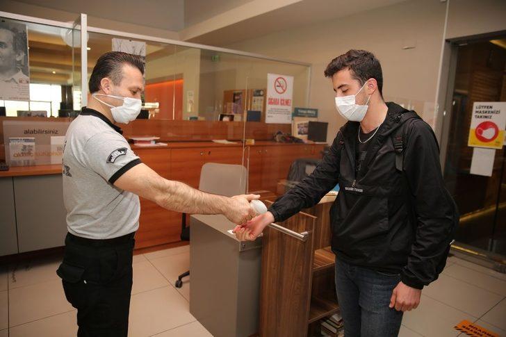 Nilüfer Kütüphaneleri’nde pandemi önlemleri altında hizmet G4