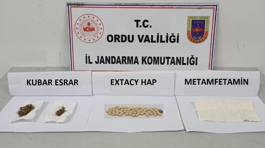 Ordu’da araçta uyuşturucu yakalandı