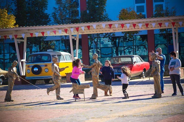 KBÜ’de Araç Müzesi’ne yoğun ilgi G3