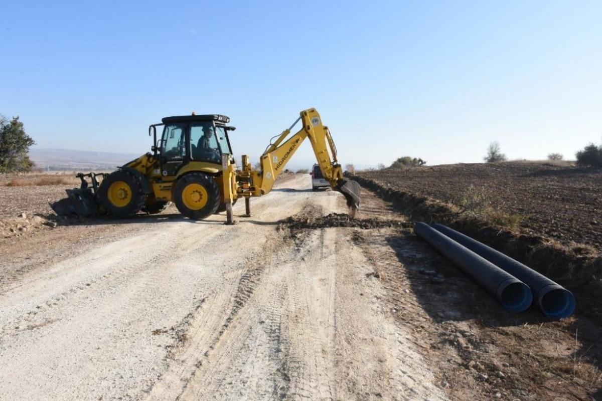 İn&ouml;n&uuml; Yukarı Ilıca 2&rsquo;nci etabında yol yapım &ccedil;alışmaları başladı