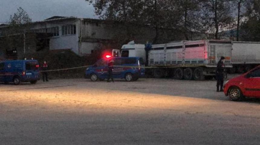 Kocaeli'nin Kartepe il&ccedil;esinde acı olay! Emniyet kemeriyle intihar etti