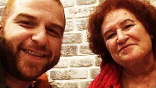 Selda Bağcan imzayı attı