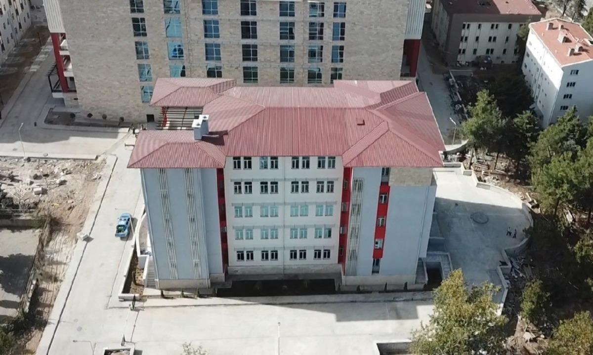 Gen&ccedil;lik ve Spor İl M&uuml;d&uuml;rl&uuml;ğ&uuml; yeni binasına taşındı