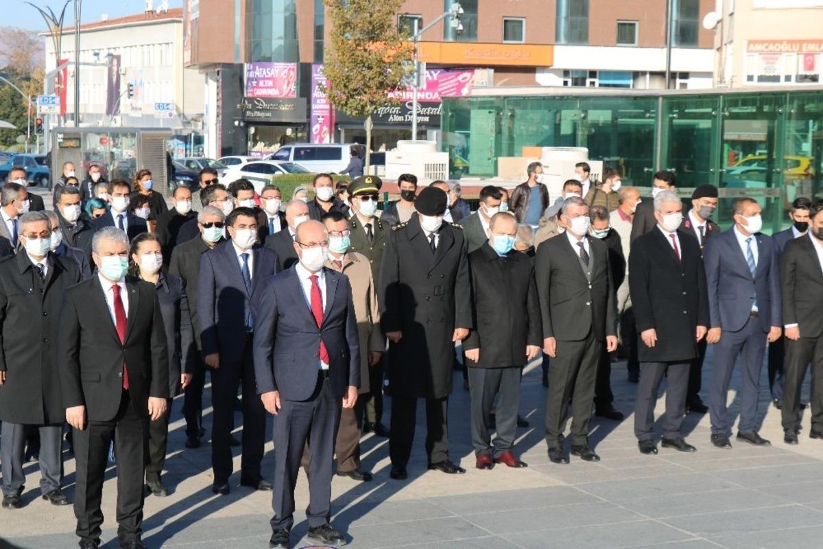 Kırşehir&rsquo;de 09:05&rsquo;te hayat durdu