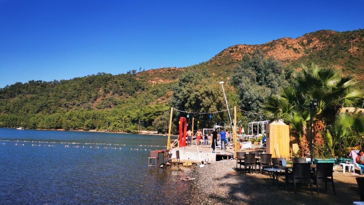 Marmaris&rsquo;te imara aykırı yapılar yıkılıyor