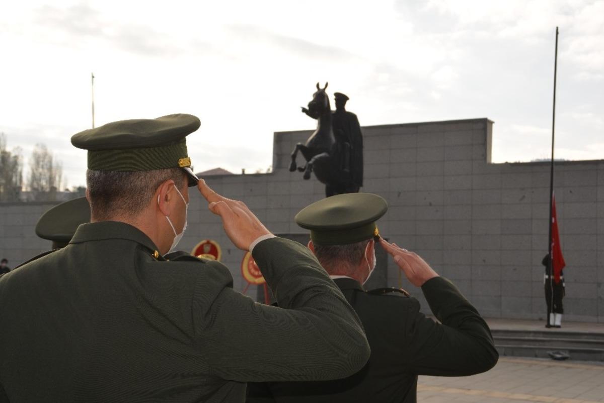 Sarıkamış&rsquo;ta 10 Kasım t&ouml;reni