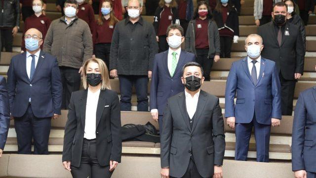 Başkan Arı, 10 Kasım Atatürk’ü anma programına katıldı