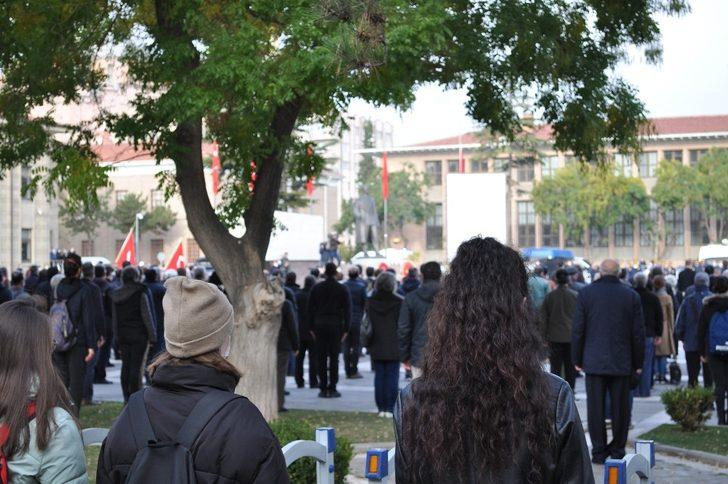 Saat dokuzu beş geçe hayat durdu G5