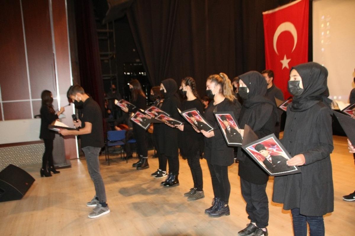 Atat&uuml;rk&rsquo;&uuml;n ebediyete intikalinin 82. yıld&ouml;n&uuml;m&uuml;