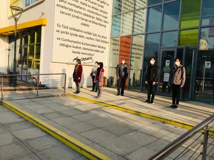 Manisa Büyükşehir Belediyesinden Ata’ya saygı duruşu G4