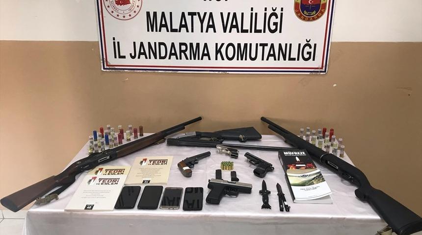 Malatya'da ter&ouml;r propagandası operasyonu: 4 g&ouml;zaltı