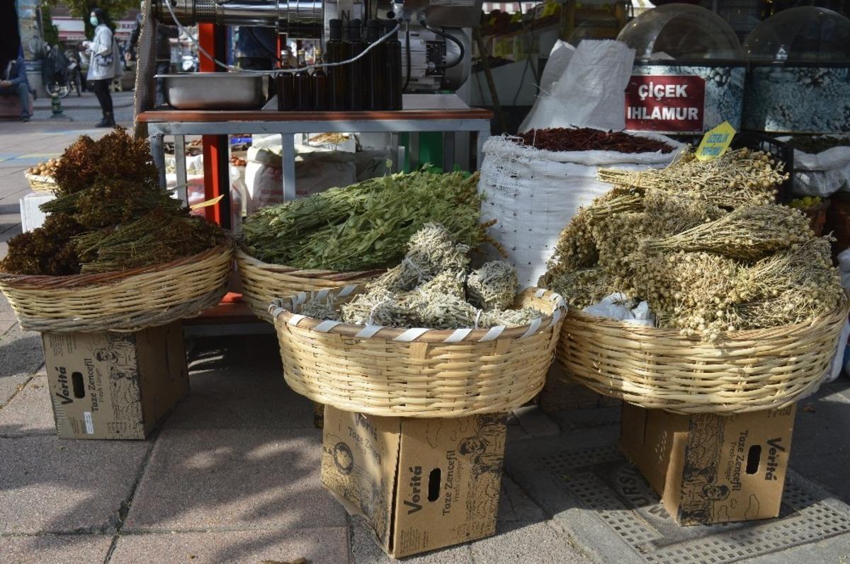 Hava soğudu, vatandaş aktarlara koştu