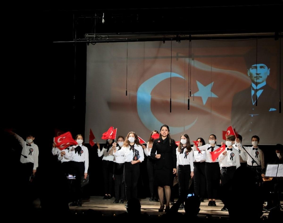 K&ouml;rfez&rsquo;de Atat&uuml;rk saygı ve &ouml;zlemle anıldı