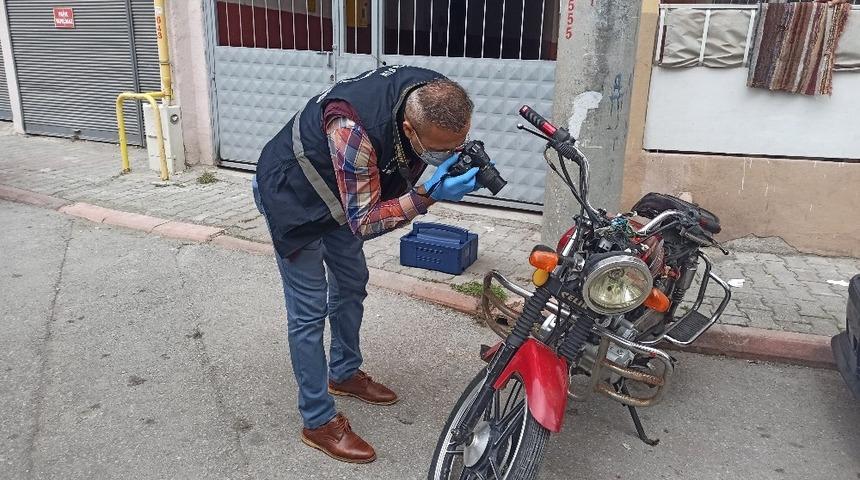 &Ccedil;alıntı motosiklet terk edilmiş vaziyette bulundu