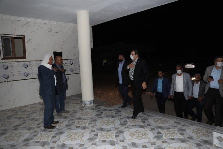 Haliliye’de iki halı sahanın daha ilk kazması vuruldu G2