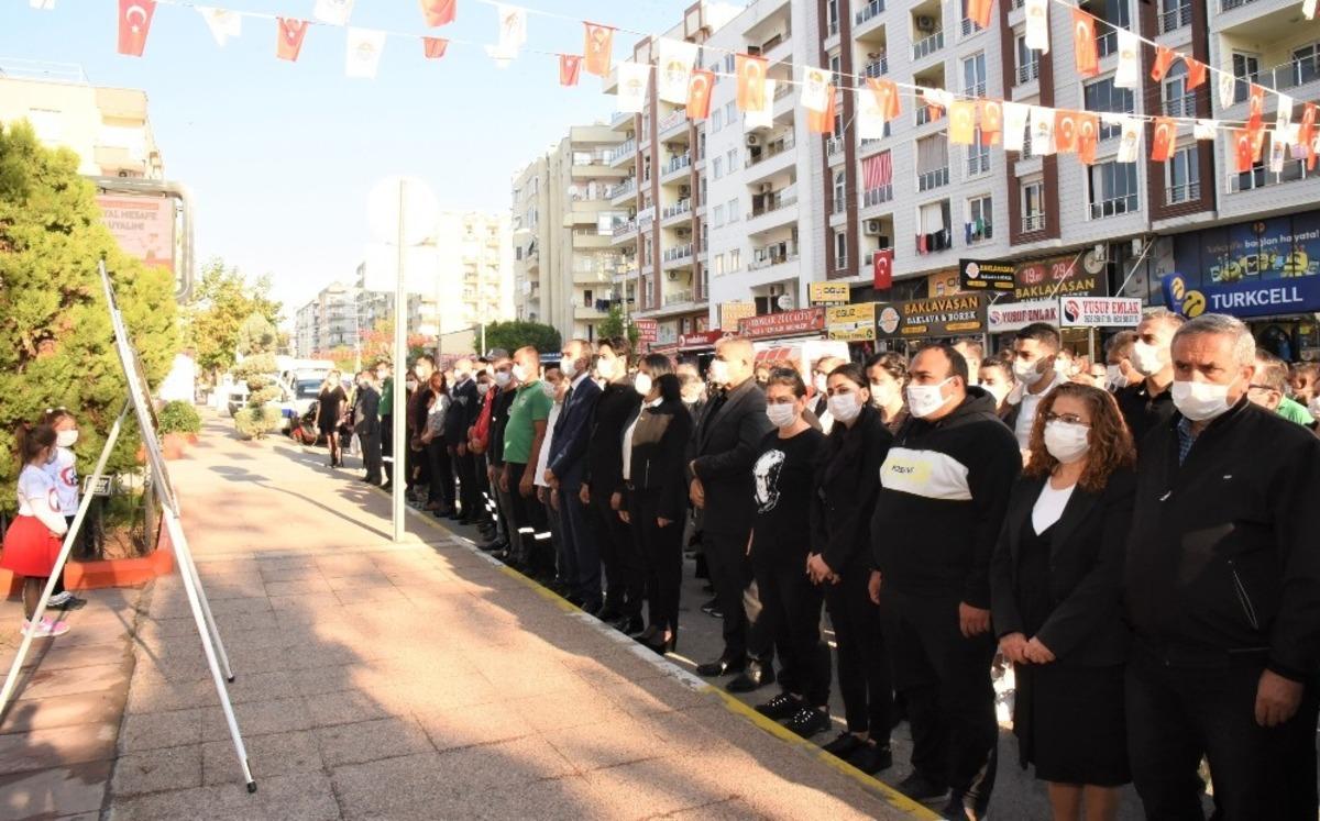 Toroslar Belediye personeli Ata&rsquo;yı andı