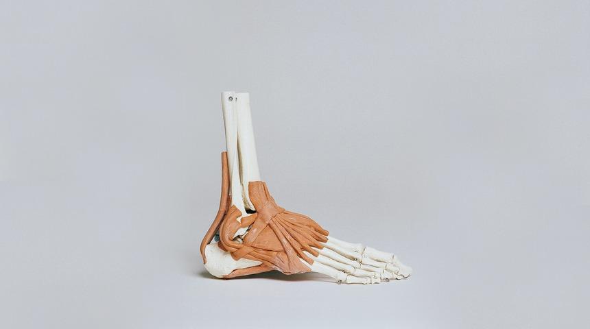 Ayak ağrısına ne iyi gelir? Ayak ağrısı için evde de uygulanabilen mucizevi bitkisel tedavi yöntemleri