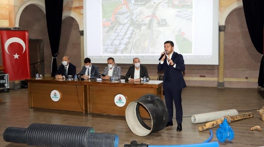 Başkan Arı, &ldquo;Vicdanı olmayan ve akıl sağlığını yitirenler yetersiz&rdquo;