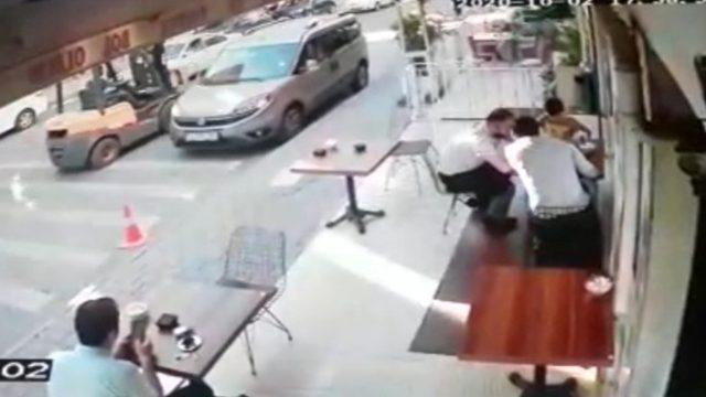 Kağıthane’de forkliftin 9 yaşındaki kıza çarpma anı kamerada