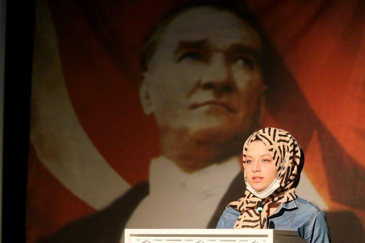 Atatürk Alanya’da saygı duruşu, şiir ve türkülerle anıldı G3