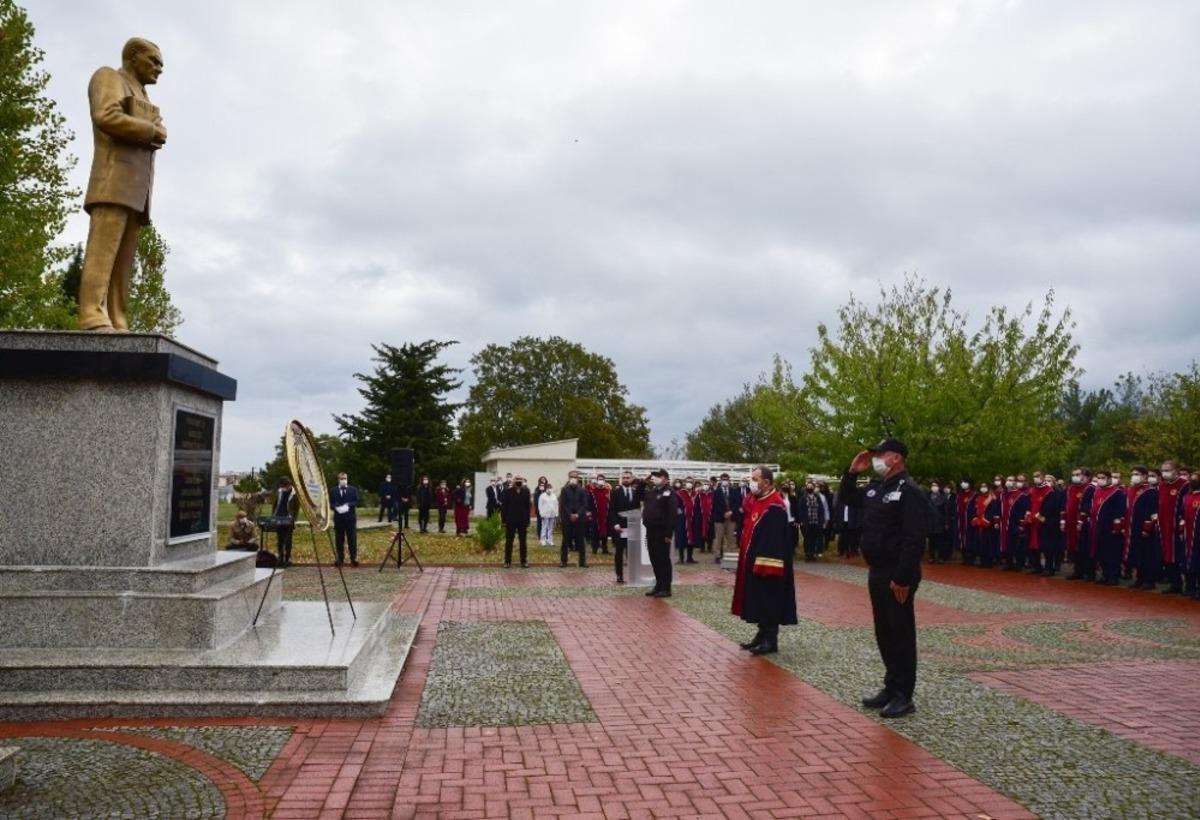 OM&Uuml;&rsquo;de 10 Kasım t&ouml;reni